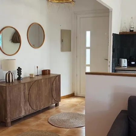 Maison Au Coeur Du Village, Mare E Monti Serriera (Corsica)