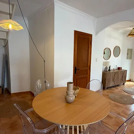 Holiday home Maison Au Coeur Du Village, Mare E Monti